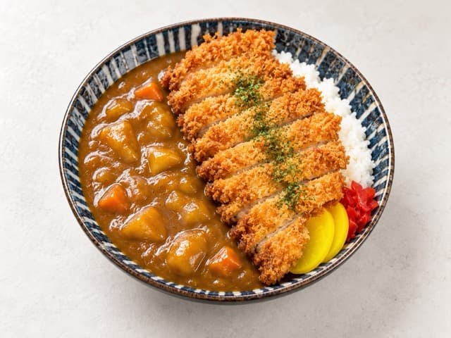 CHICKEN (PORK )KATSU CURRY  / KARAAGE CURRY