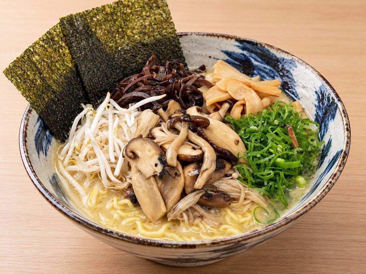 PLANT BASE TONKOTSU RAMEN / SPICY / KURO MAYU
