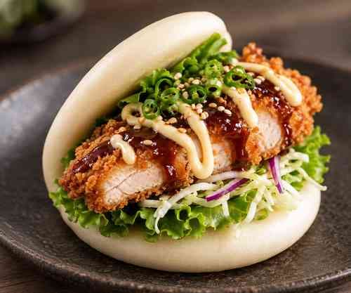 CHICKEN KATSU BAO