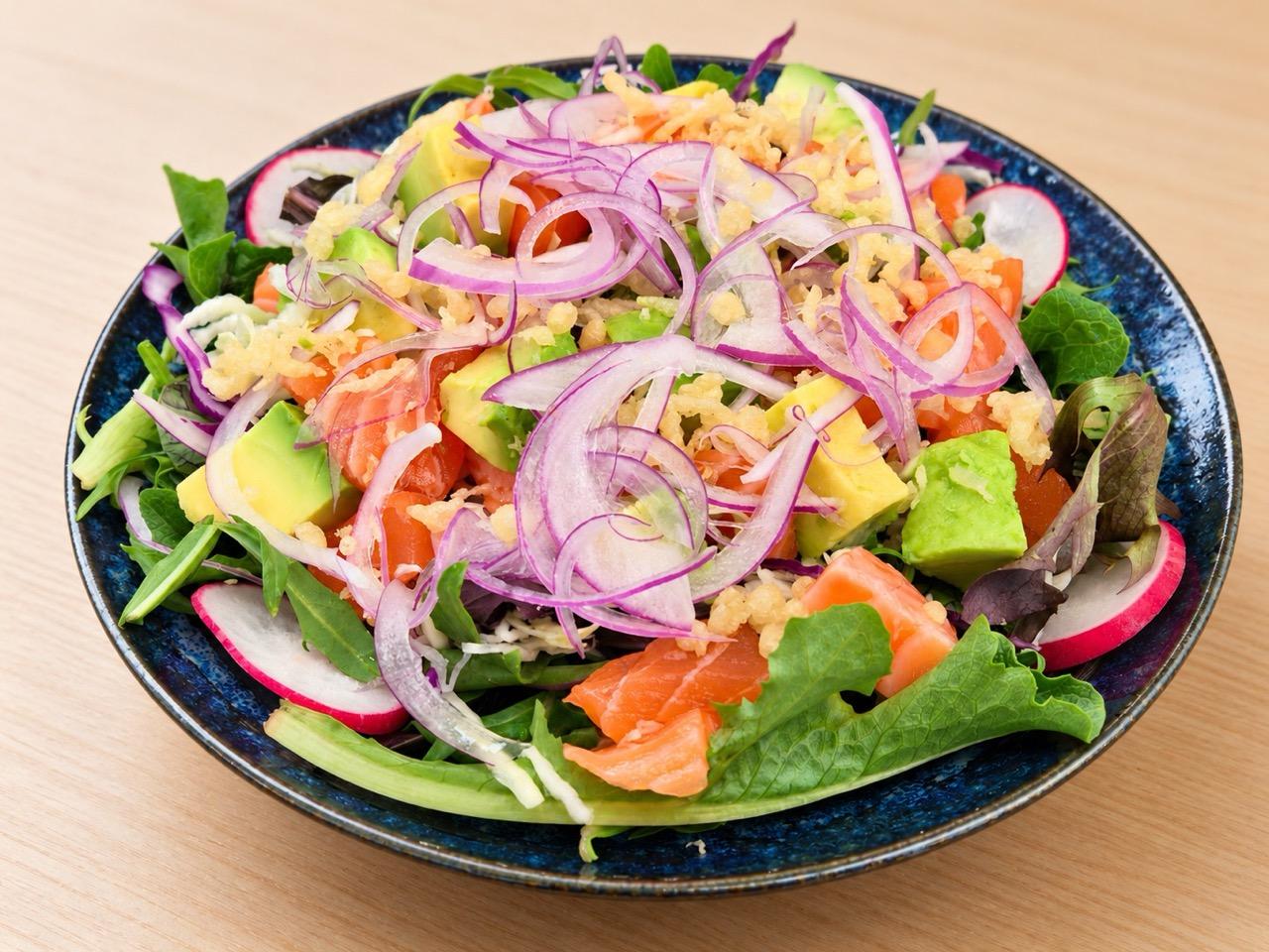 SALMON AND AVO APPLE SALAD / CHIPOTLE SALMON AVO SALAD